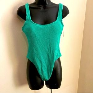 Xhilaration NWT green one piece swimsuit, high-cut, light padding L(8/10)